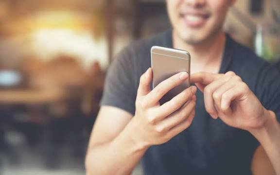 غرامة تأخير تجديد الإقامة في الإمارات