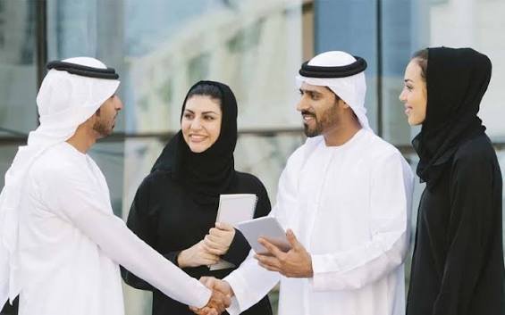 مكتب الخبير للخدمات العامة - فريق العمل والمكاتب