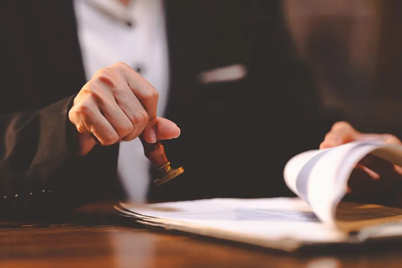 تصديق الشهادات في الإمارات 2026 عبر وزارة الخارجية والسفارات